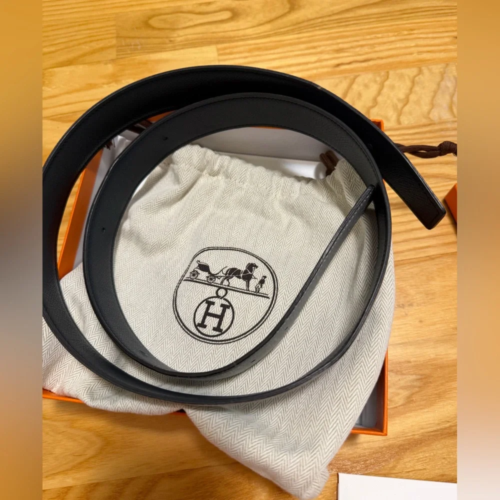 Hermes comes original